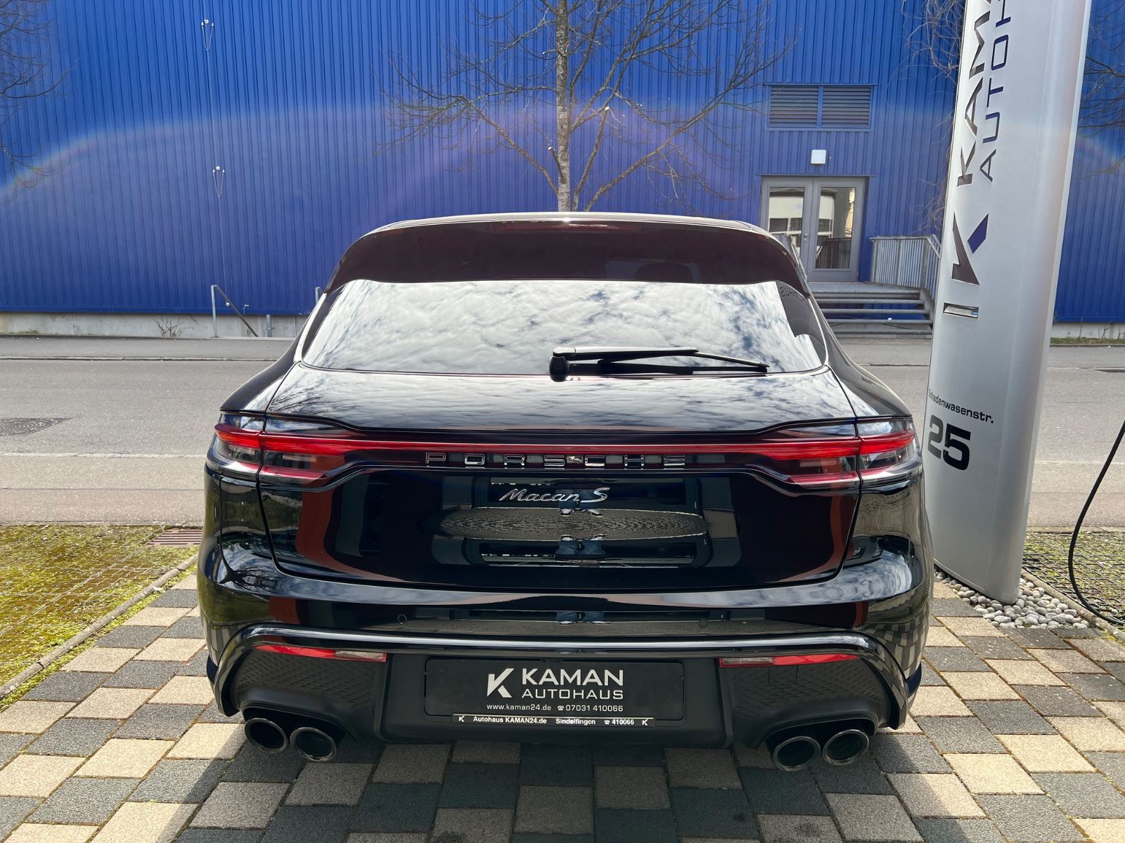 Porsche Macan S - Samsaru's Car Outlet