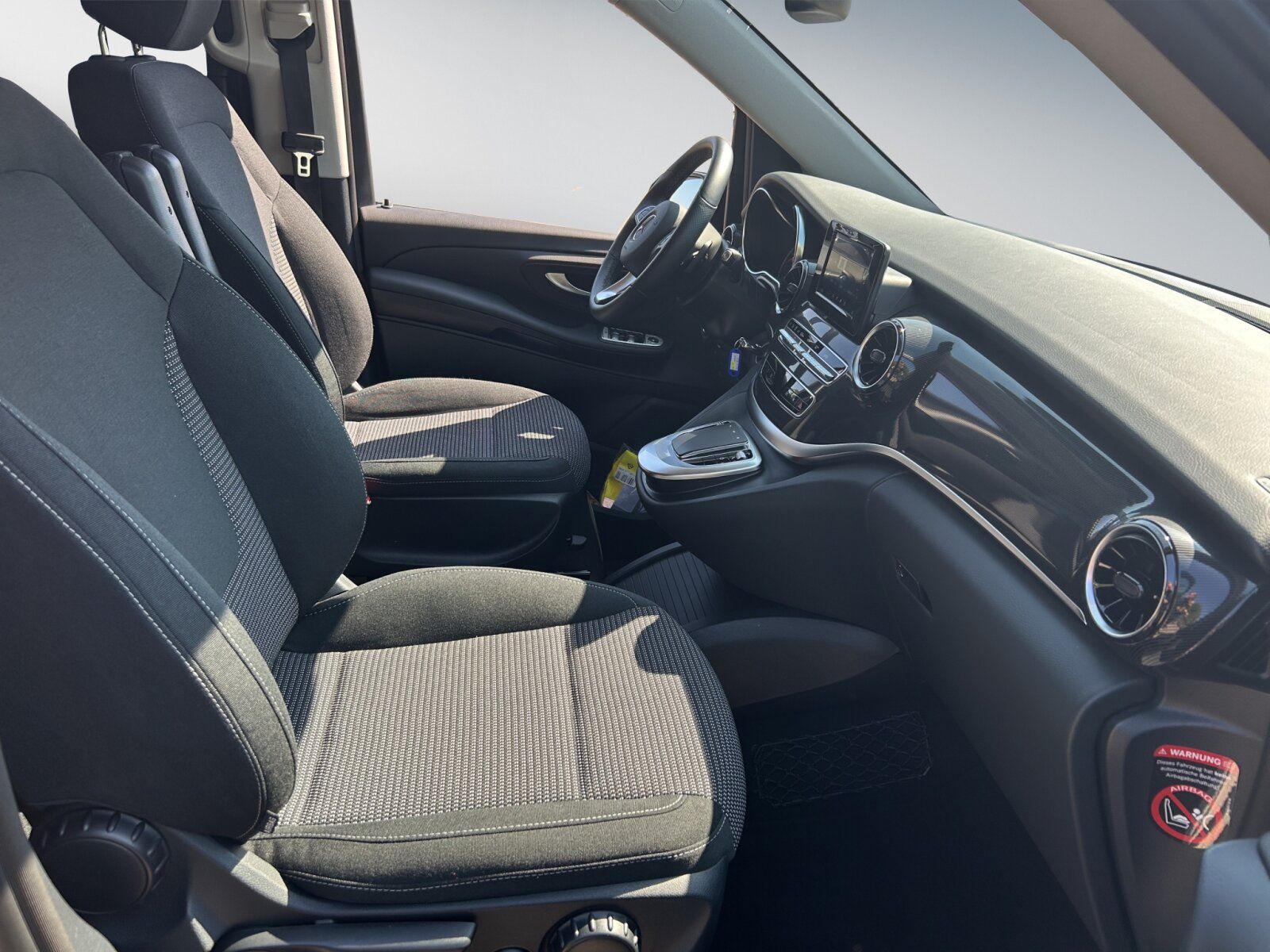 Mercedes-Benz V 220 d EDITION LANG - Samsaru's Car Outlet