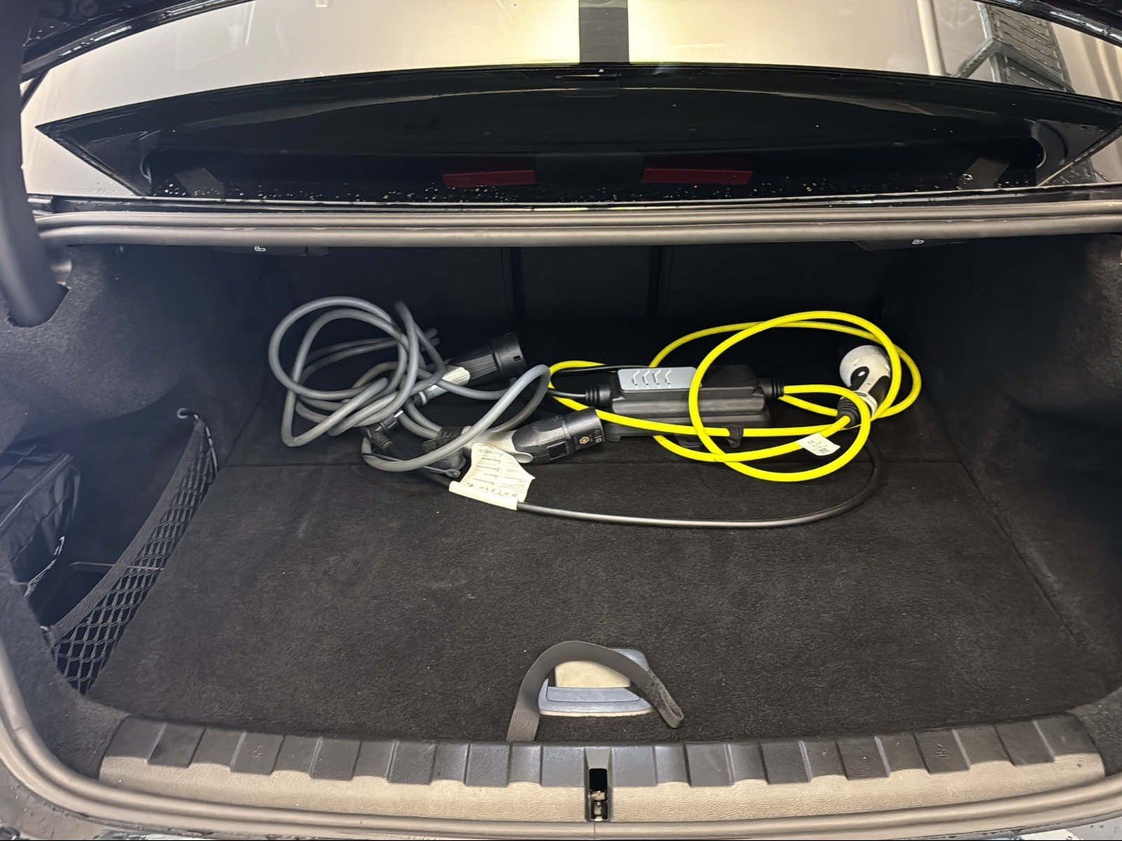 BMW 320e Limousine M Sport - Samsaru's Car Outlet