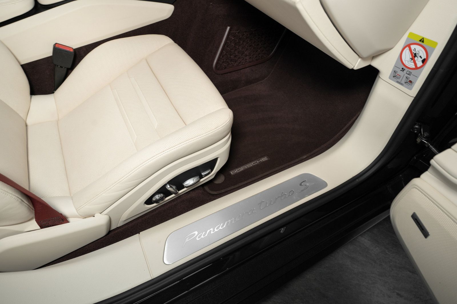 Porsche Panamera Turbo S E-Hybrid 1.Hd Traumausstattung