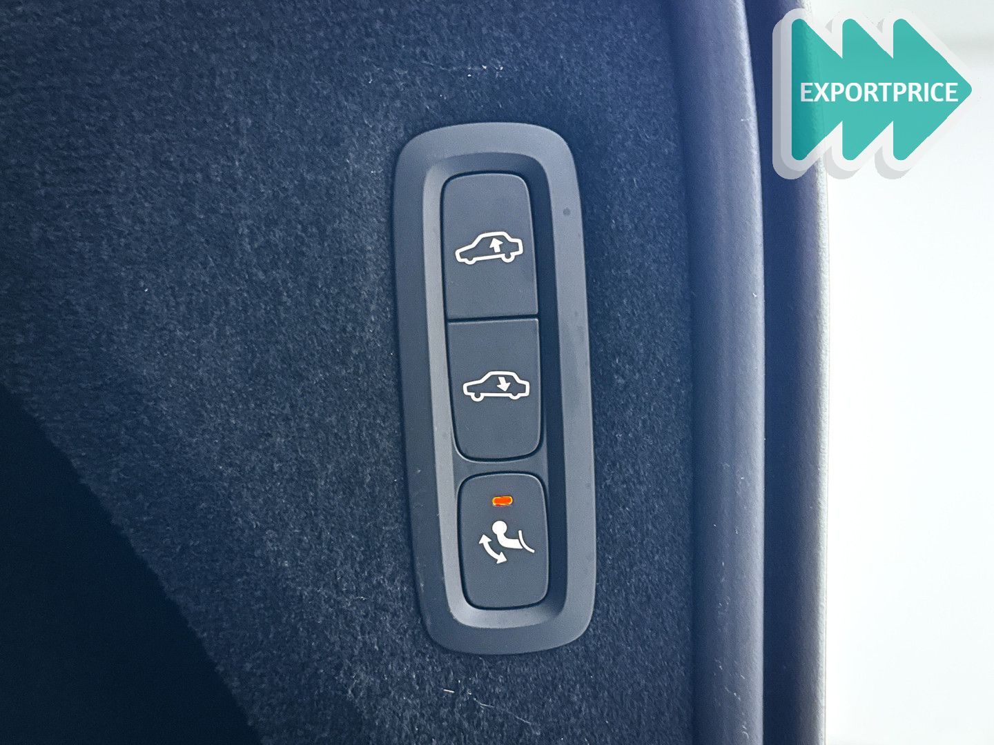 Volvo XC90 T8 Plug-in hybrid AWD Ultra Dark | Panoramd