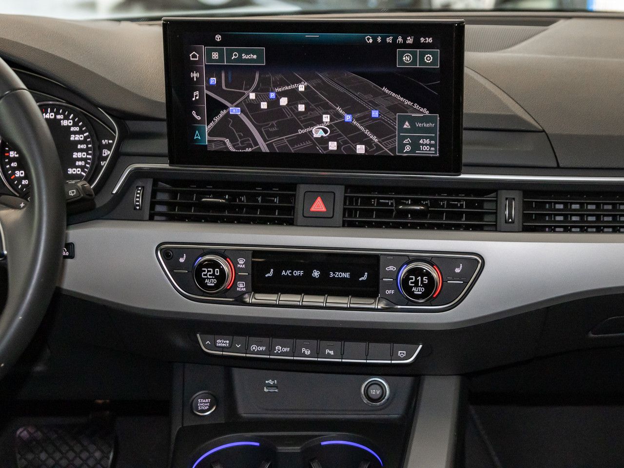 Audi A4 Avant 40 TDI advanced - Samsaru's Car Outlet