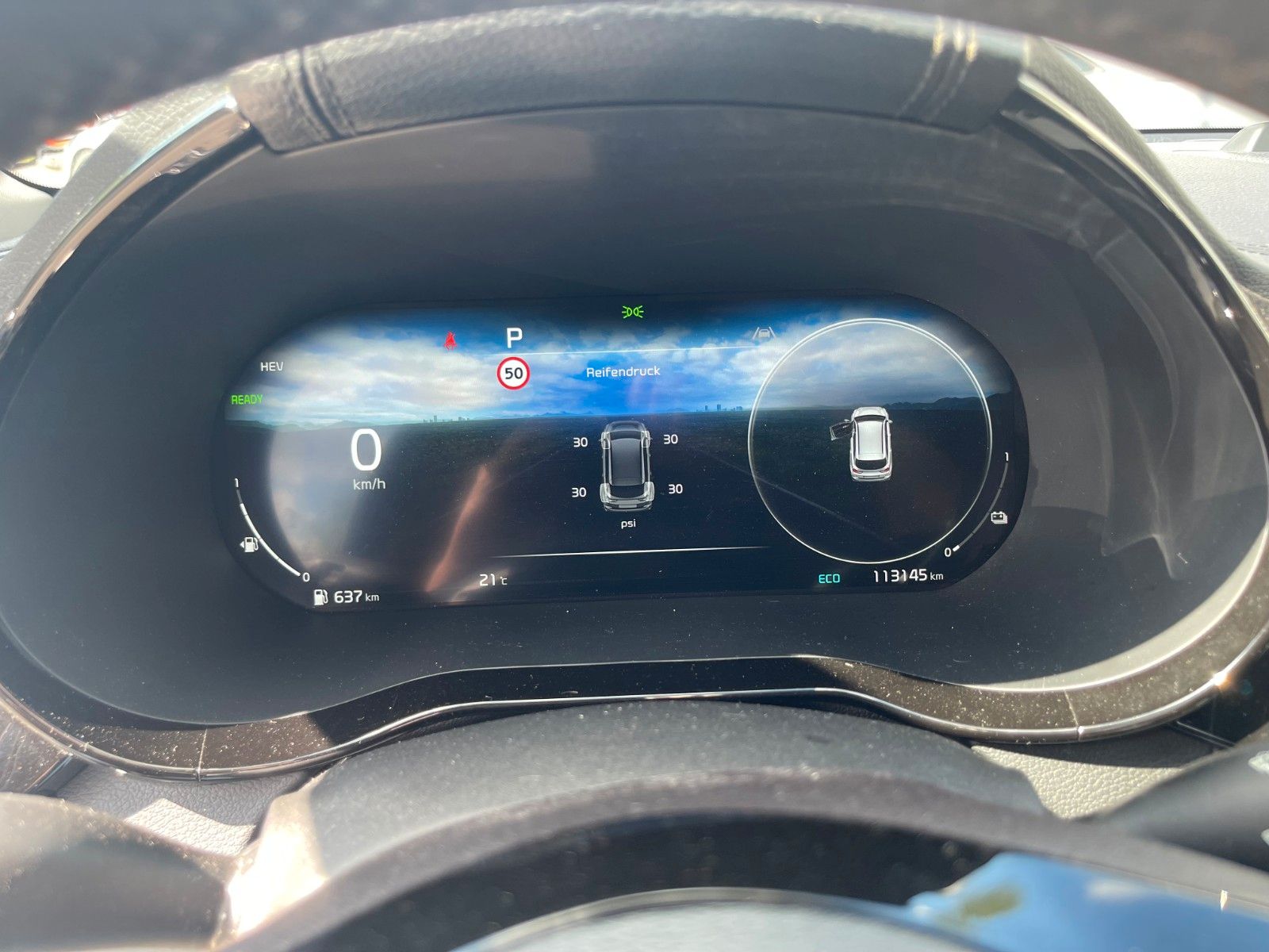 Kia Cee'd SW Platinum Plug-In - Samsaru's Car Outlet