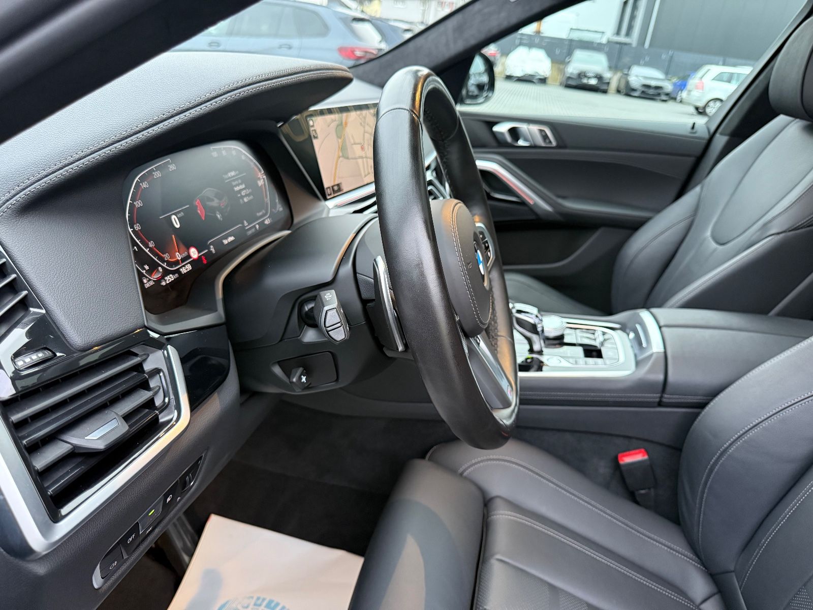 BMW X6*40xd*MSPORT*INDIVIDUAL*360°ACC*HUD*SKYLONUNGE