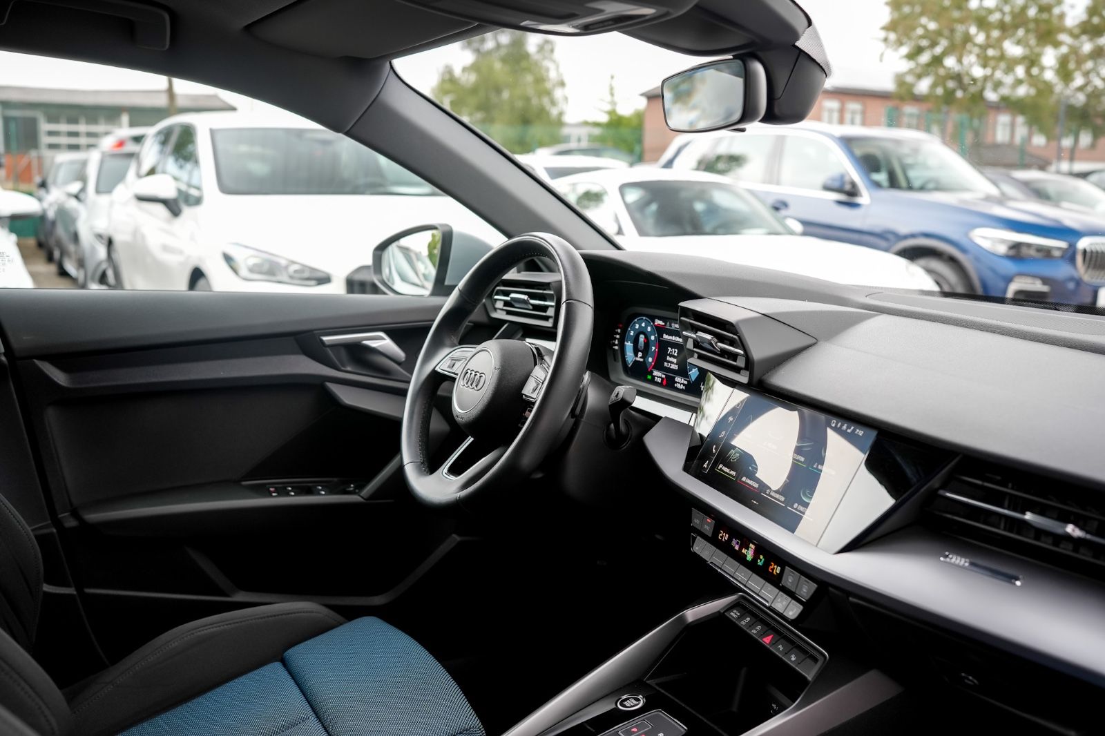 Audi A3 Sportback 35 TFSI advanced - Samsaru's Car Outlet