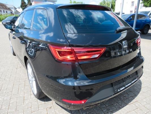 Seat Leon Sportstourer FR 2,0 TDI DSG - Samsaru's Car Outlet