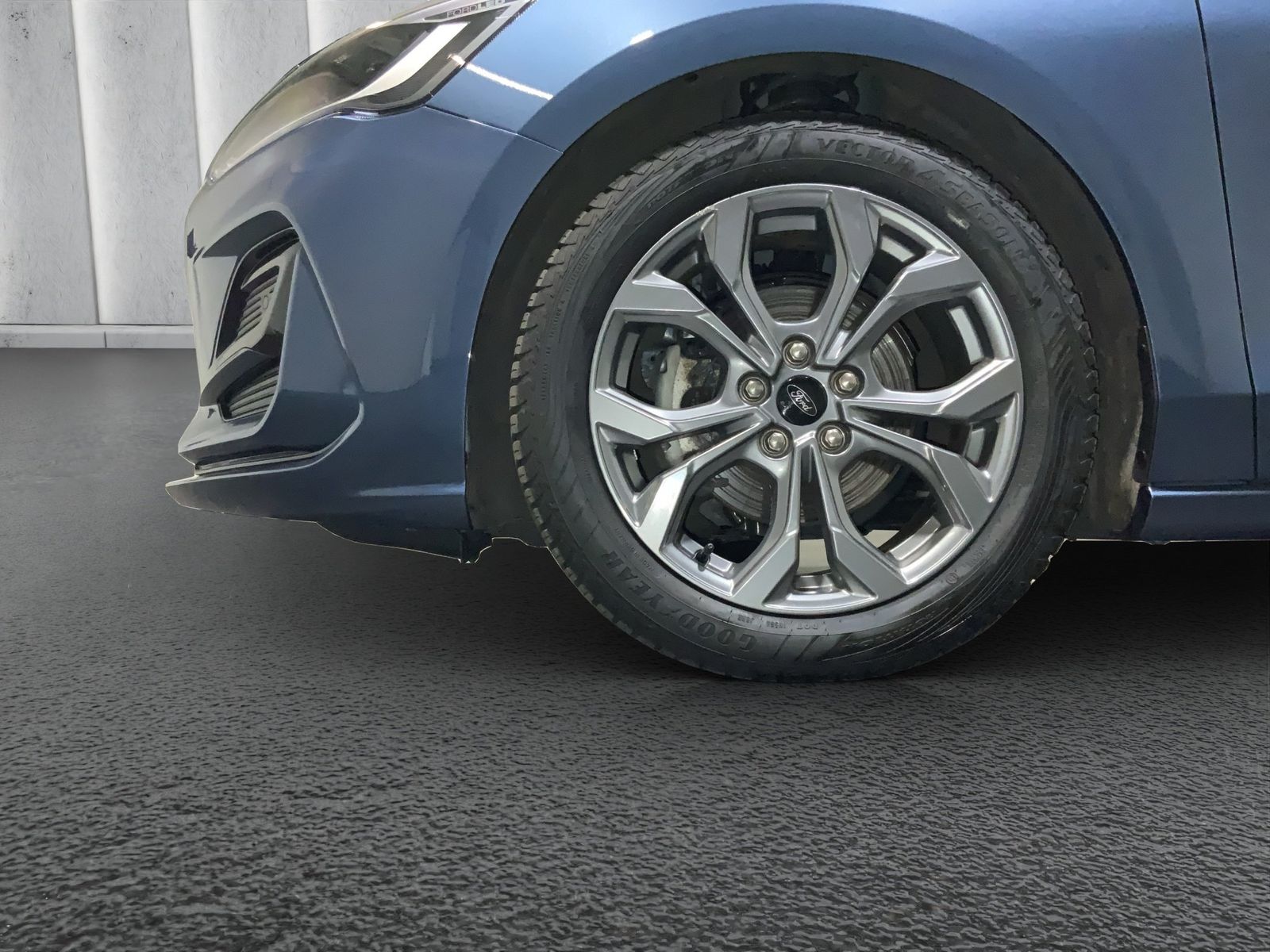 Ford Focus ST-Line Turnier Aut.*ACC*KAM*NAVI*LED*WINT