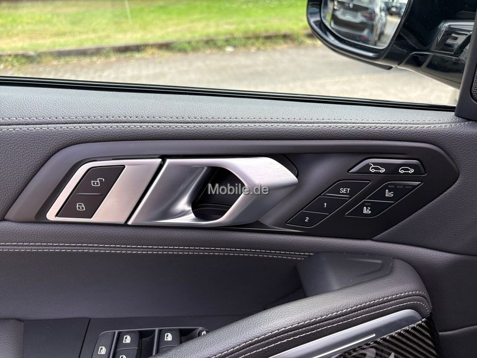 BMW X6 xDrive40d M Sportpaket - Samsaru's Car Outlet