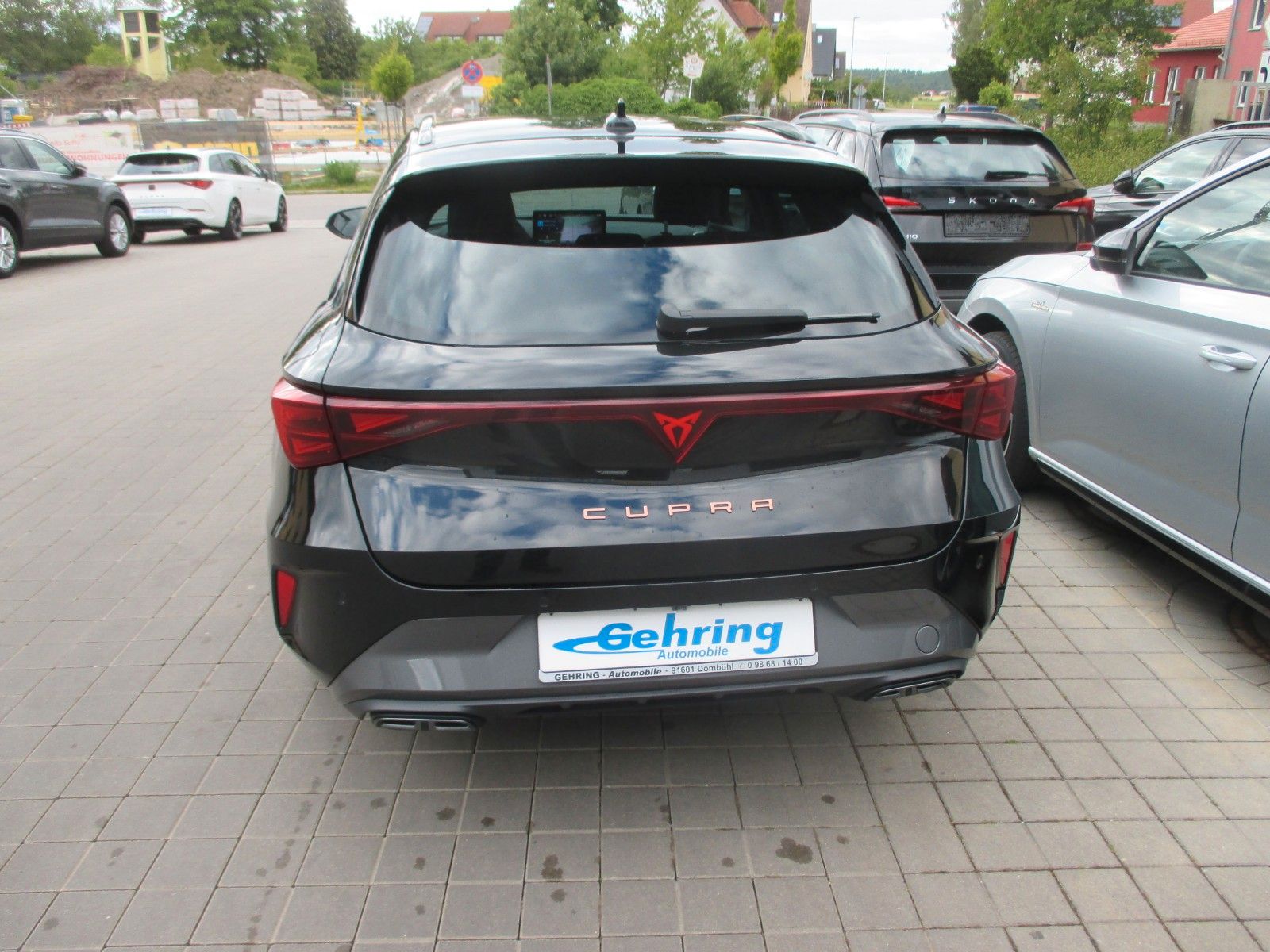 Cupra Leon 1.5 TSI DSG Sportstourer - Samsaru's Car Outlet