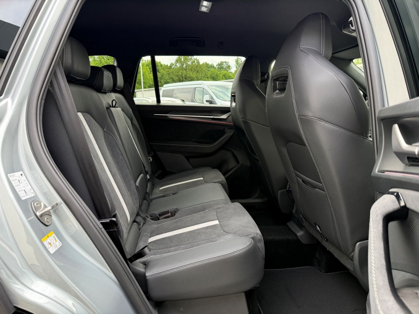 Skoda Kodiaq II 1.5 TSI iV DSG Sportline DCC AHK Matri