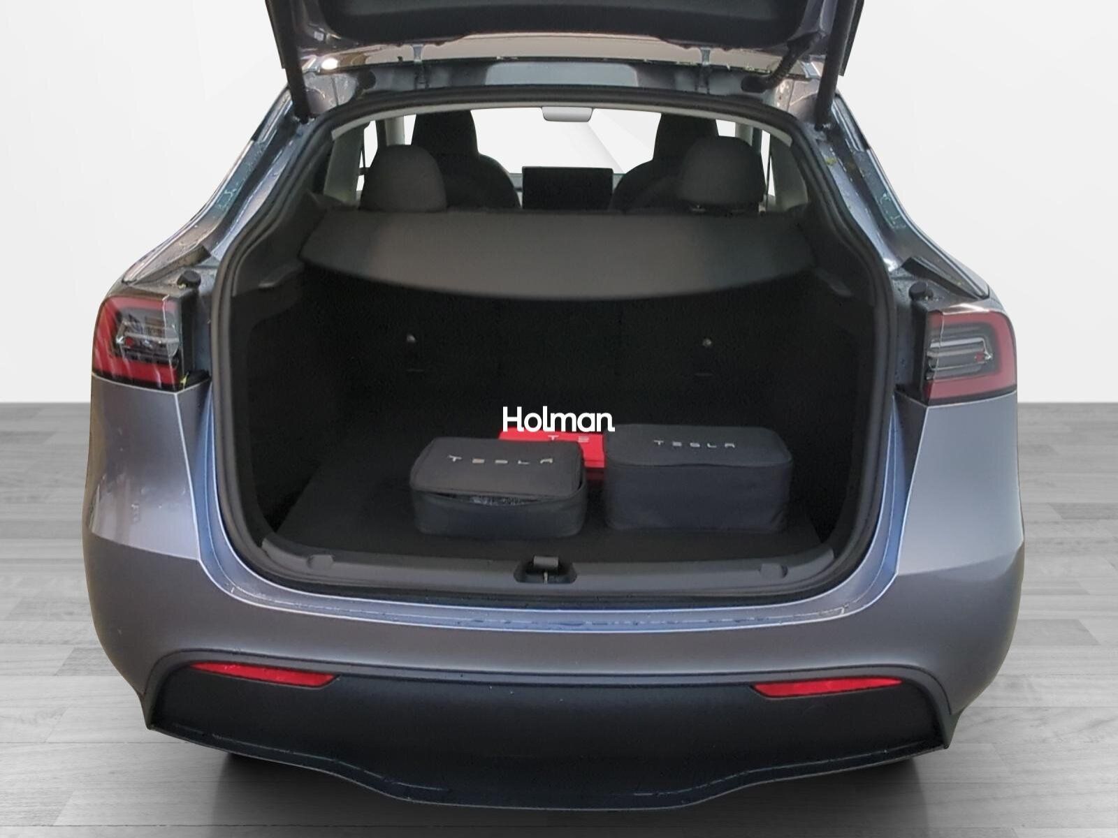 Tesla Model Y Long Range Dual Motor A.pilot AHK Pr. In