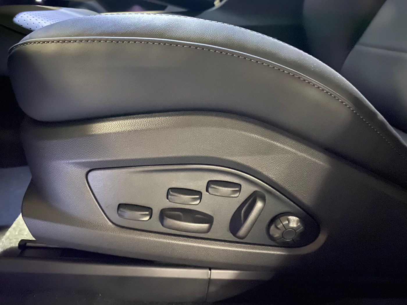 Porsche Macan Turbo | Hinterachslenkung | InnoDrive |