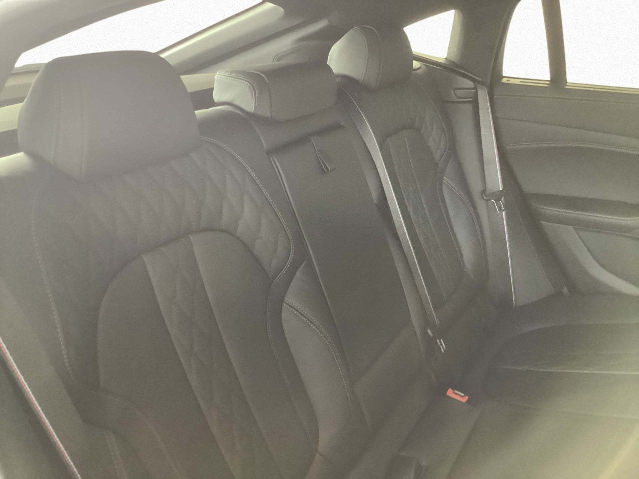 BMW X6 xDr40d MSport Pro, AHK DrAss PaAssPr Pano H/K