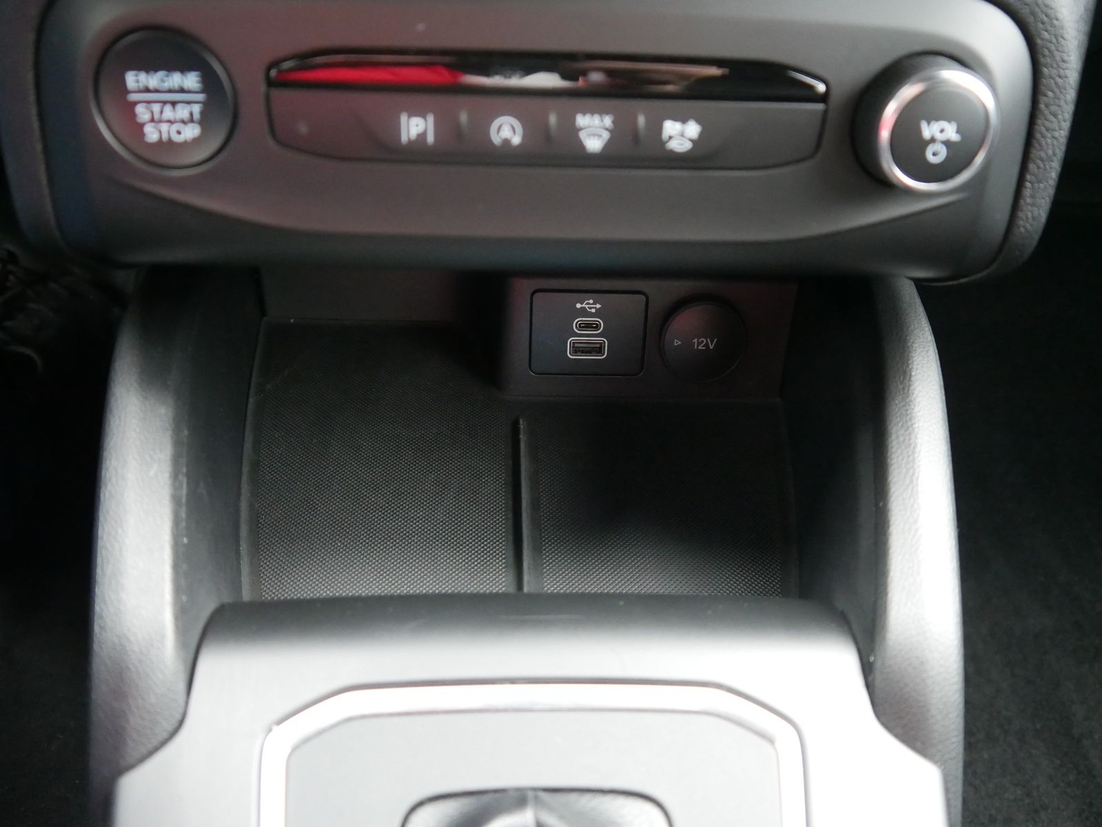 Ford Focus Turnier 1.0 M-Hybrid ST-Line LED Navi ACC