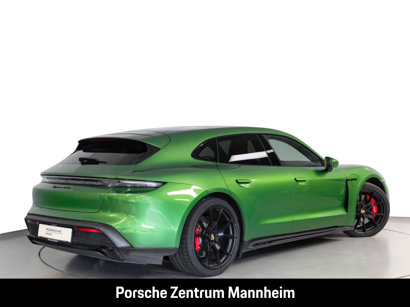 Porsche Taycan GTS Sport Turismo Pano InnoDrive Surround