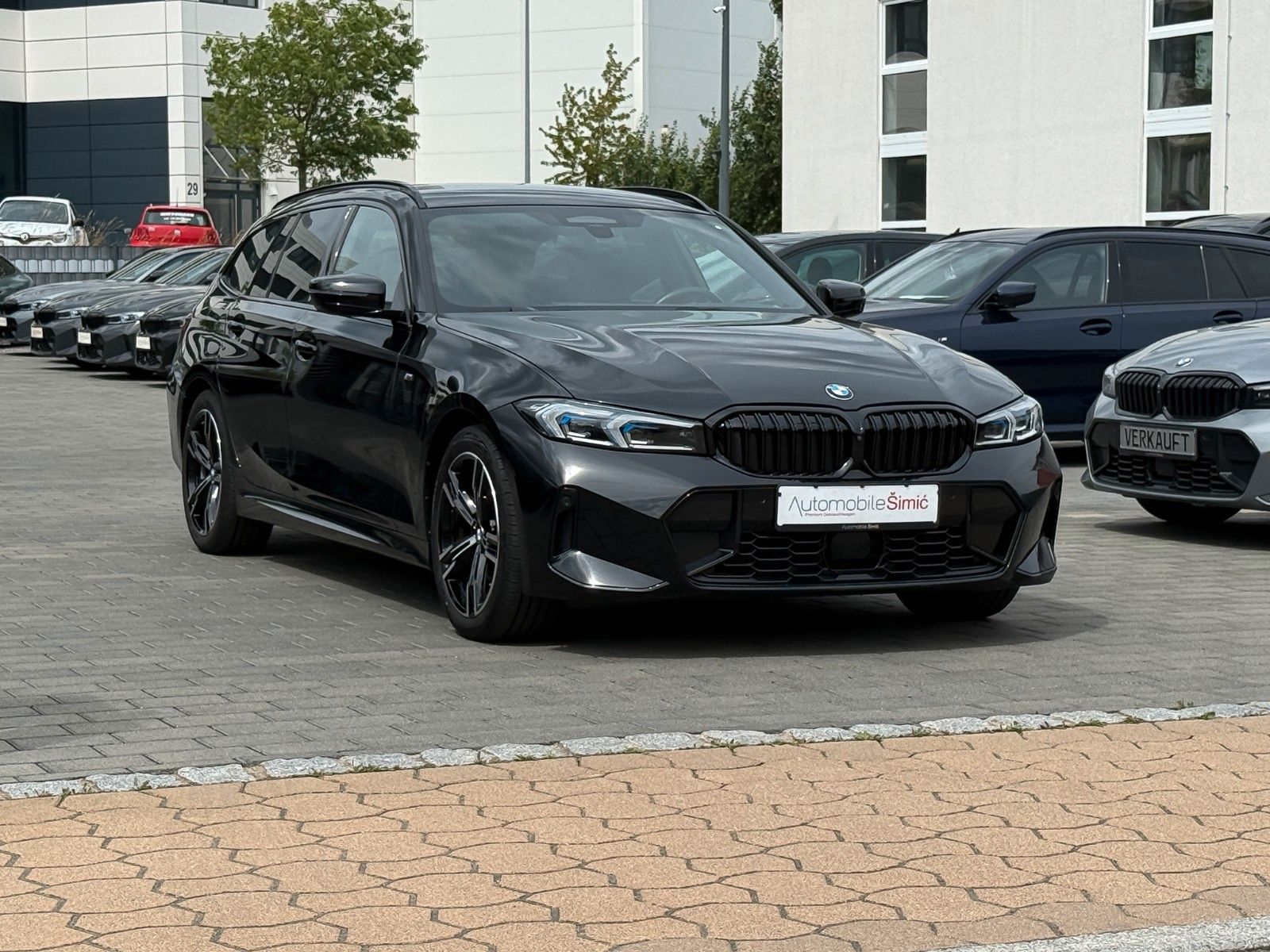 BMW 320d xD M Sport HuD AHK hifi StHzg 360° memory