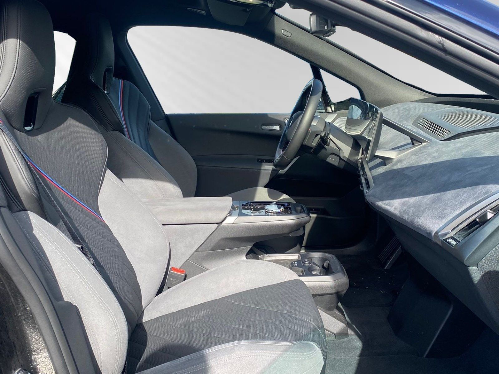 BMW iX M70 Lr. 914,- br. o.Anz. 27Mon/5`Km p.A.