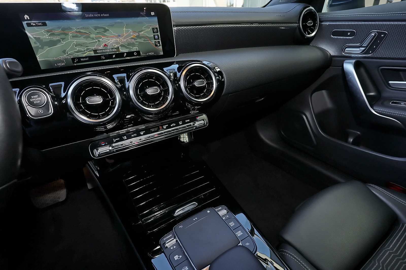Mercedes-Benz CLA 250 4M - Samsaru's Car Outlet