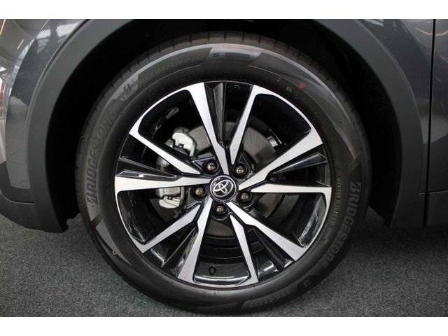 Toyota C-HR 1.8 Hybrid Team Deutschland Zweifarblackier