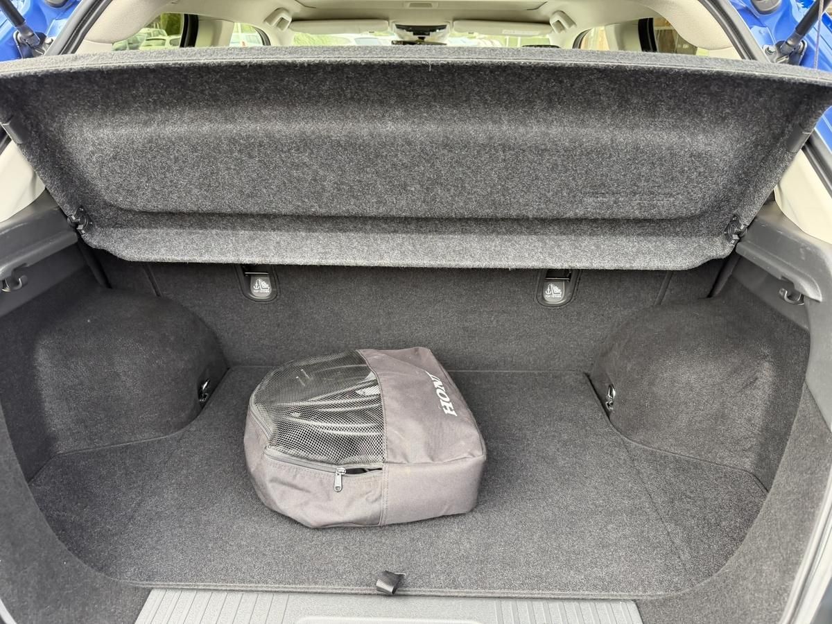 Honda e Advance (17")