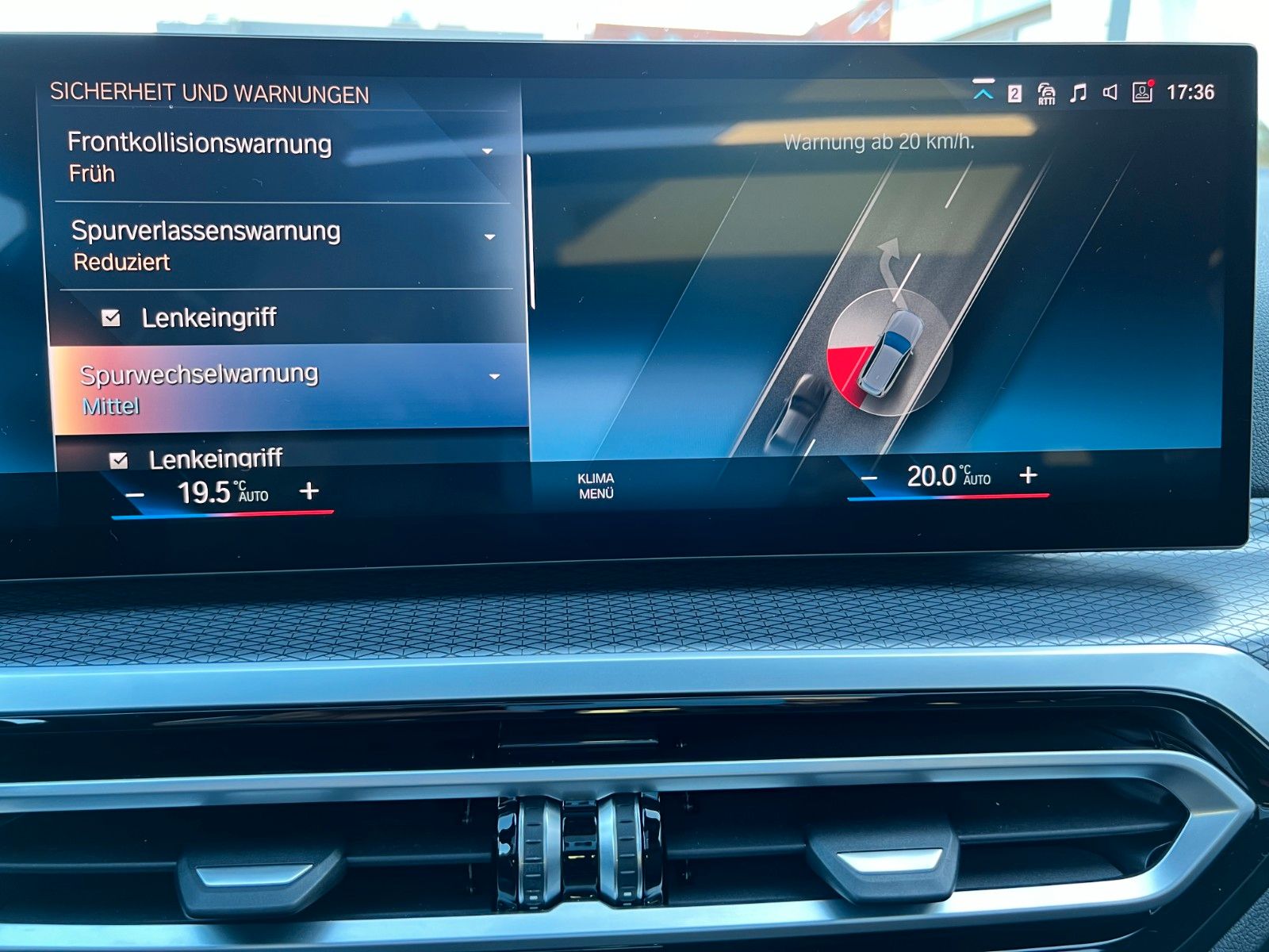 BMW 320d xDrive M Sport*360°HUD*Pano*HK*Standhzg*ACC