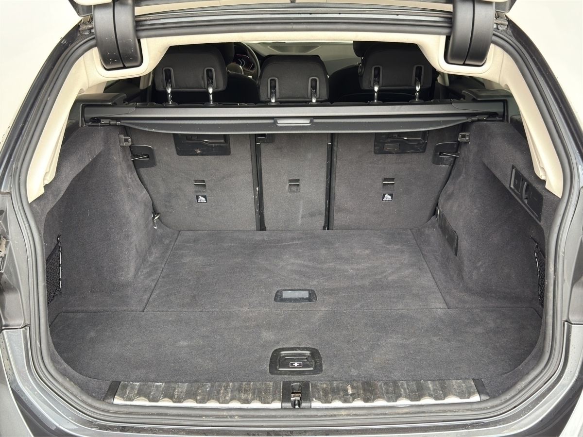 BMW 320dA Tour - Samsaru's Car Outlet