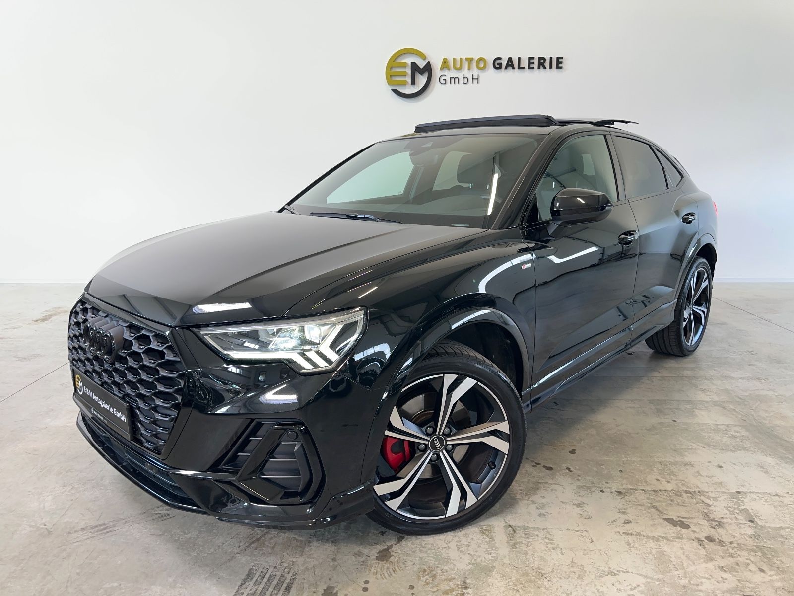 Audi Q3 Sportback 40 TFSI quattro S line - Samsaru's Car Outlet