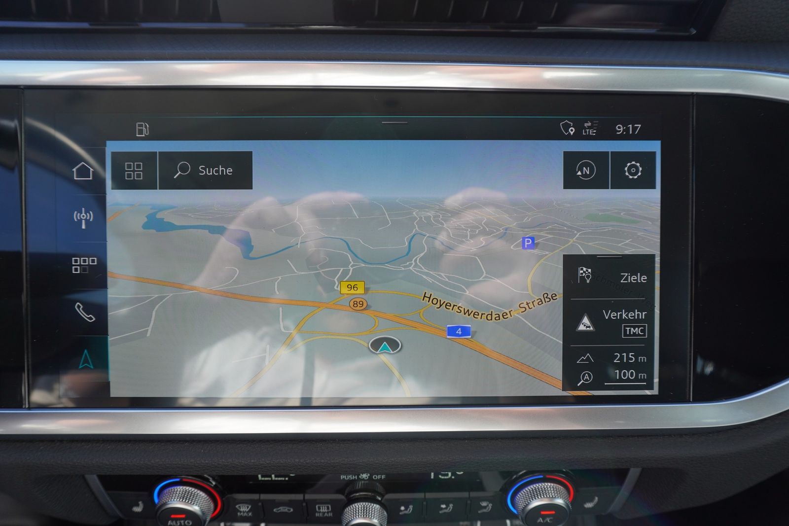 Audi Q3 40 2.0TDI quattro advanced - Samsaru's Car Outlet