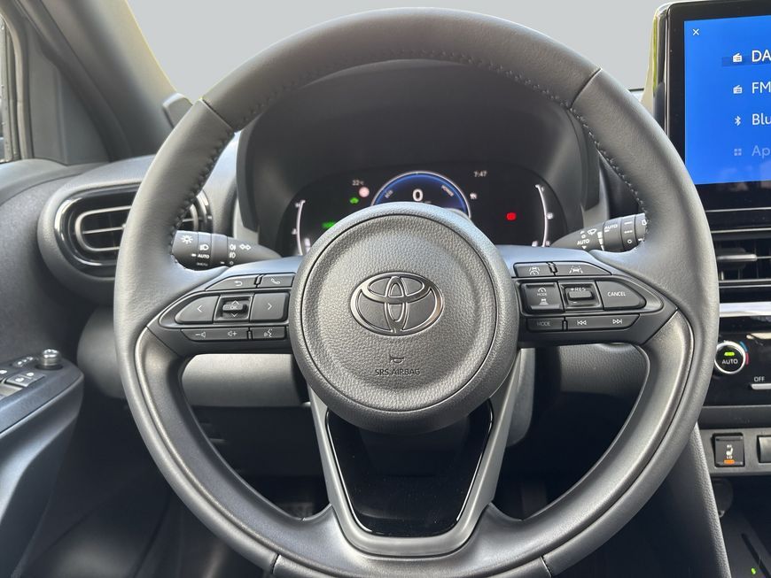 Toyota Yaris Cross Hybrid Teamplayer Technik-Paket PDC