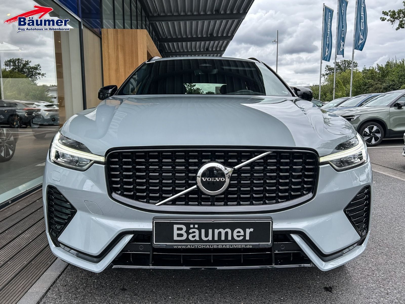 Volvo XC60 B4 Mild-Hybr. AWD Plus Dark Geartronic +AHK
