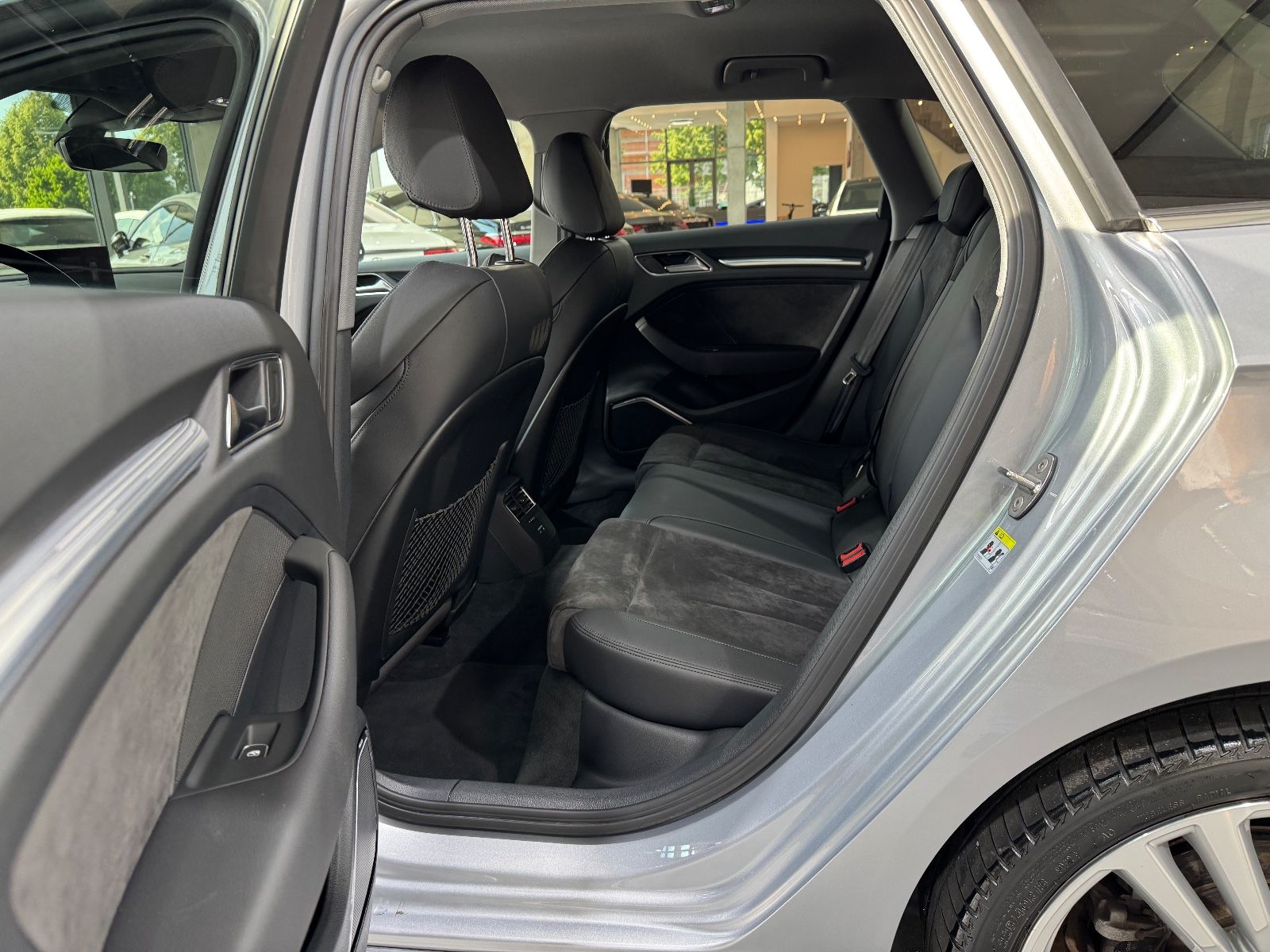 Audi A3 Sportback 40 e-tron sport - Samsaru's Car Outlet