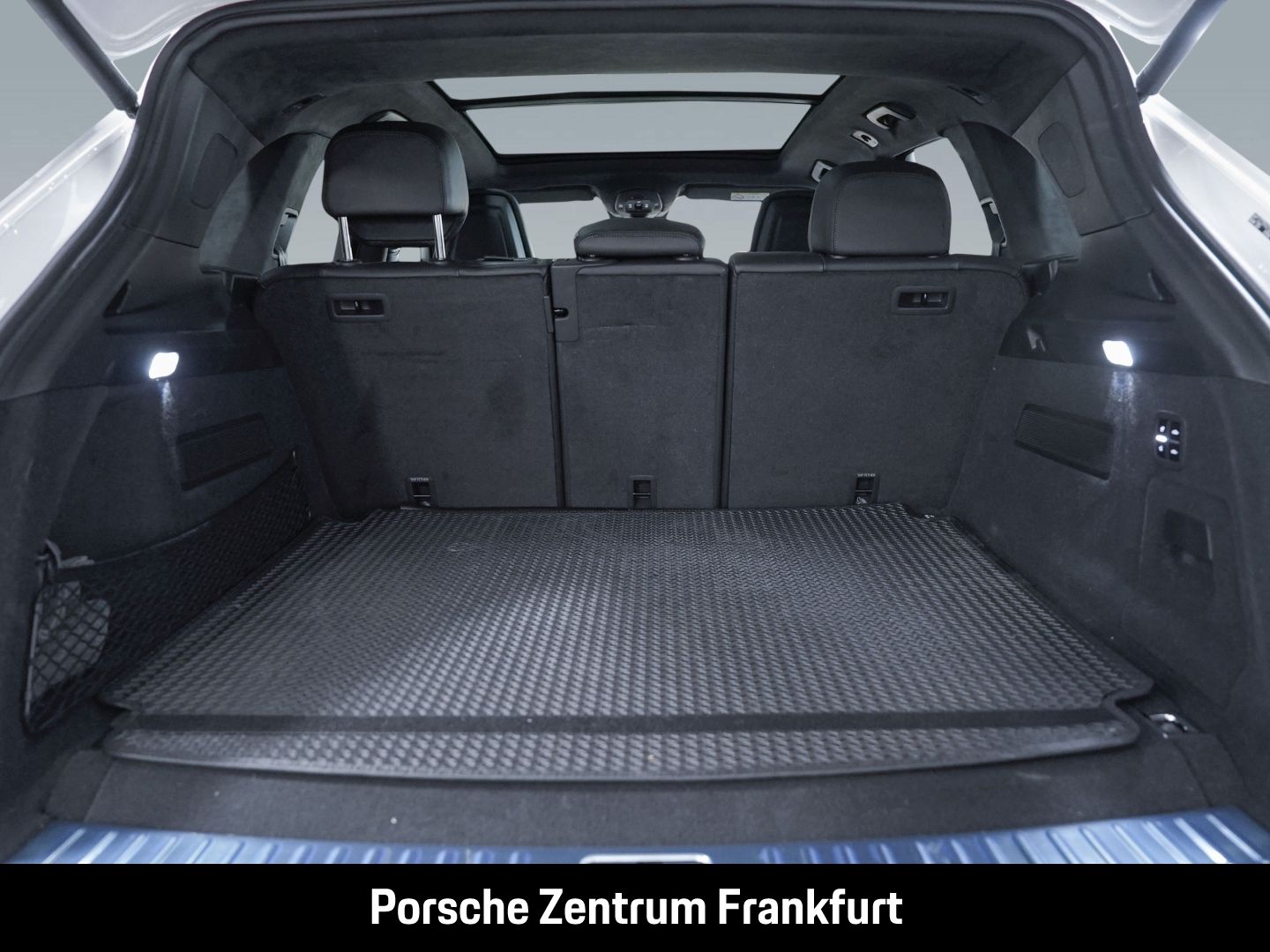 Porsche Cayenne E-Hybrid Black Edition HA-Lenkung BOSE