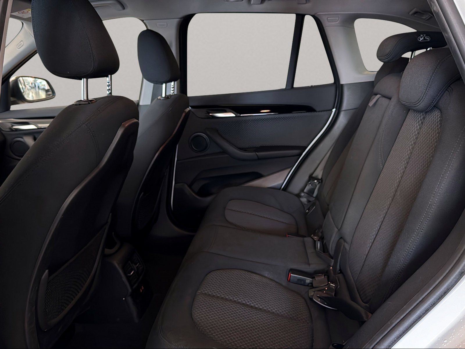 BMW X1 xDrive25e - Samsaru's Car Outlet