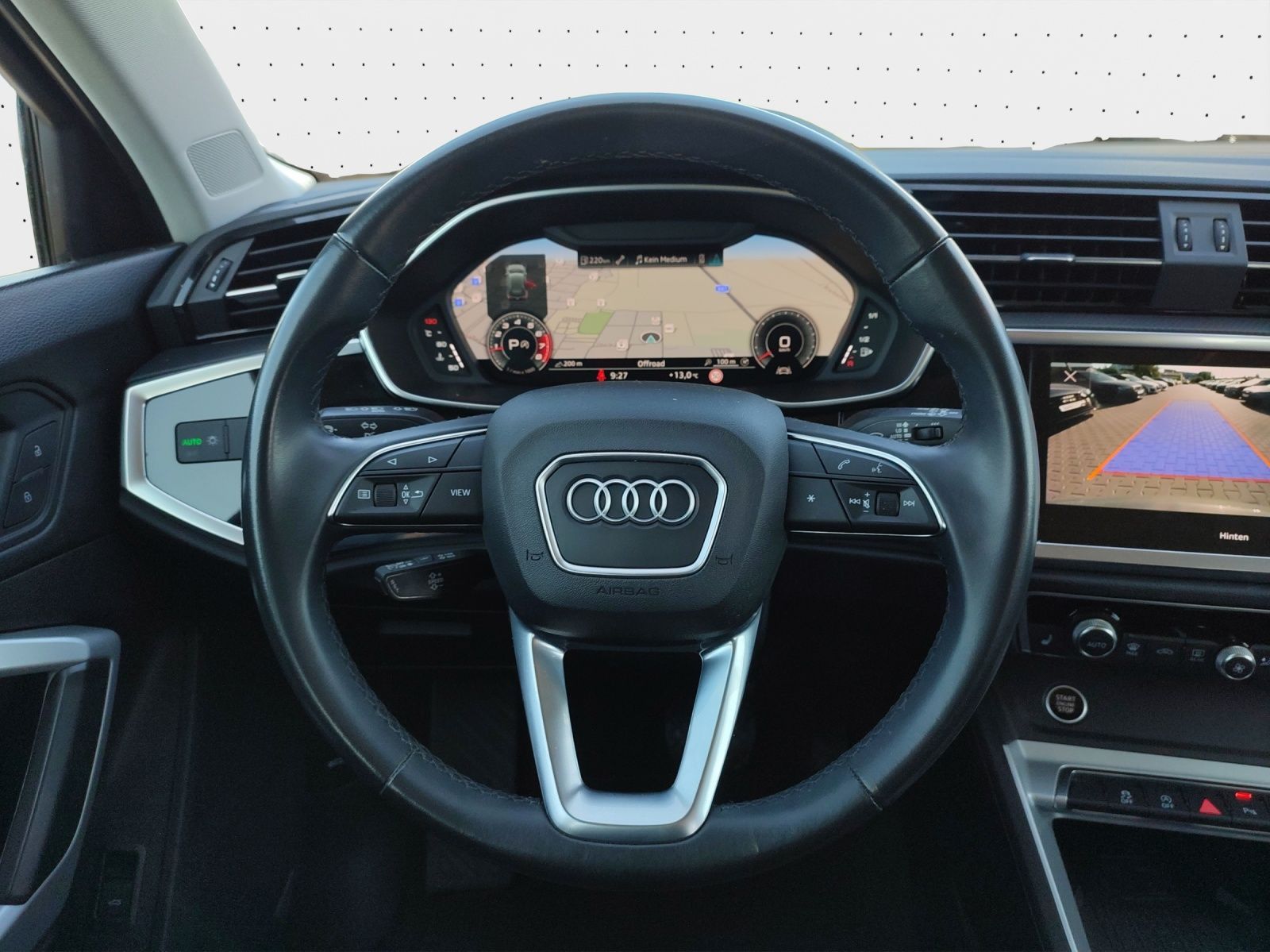Audi Q3 40 TFSI quattro - Samsaru's Car Outlet