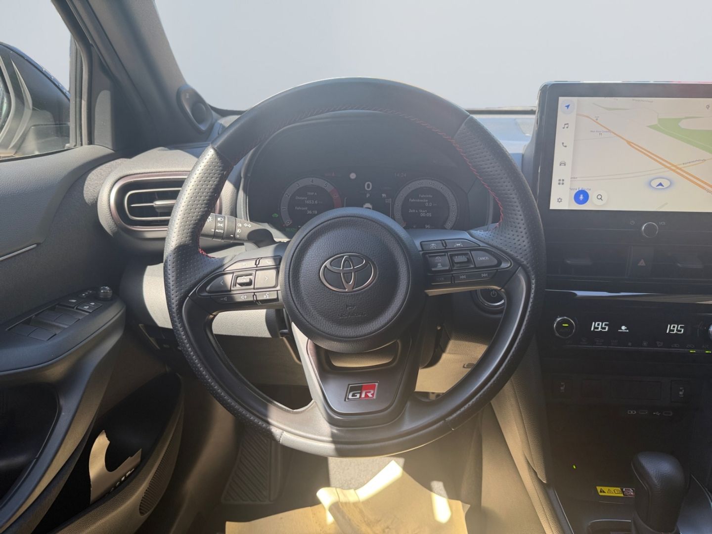 Toyota Yaris Cross Hybrid 1.5 GR Sport *Matrix*HUD*JBL*