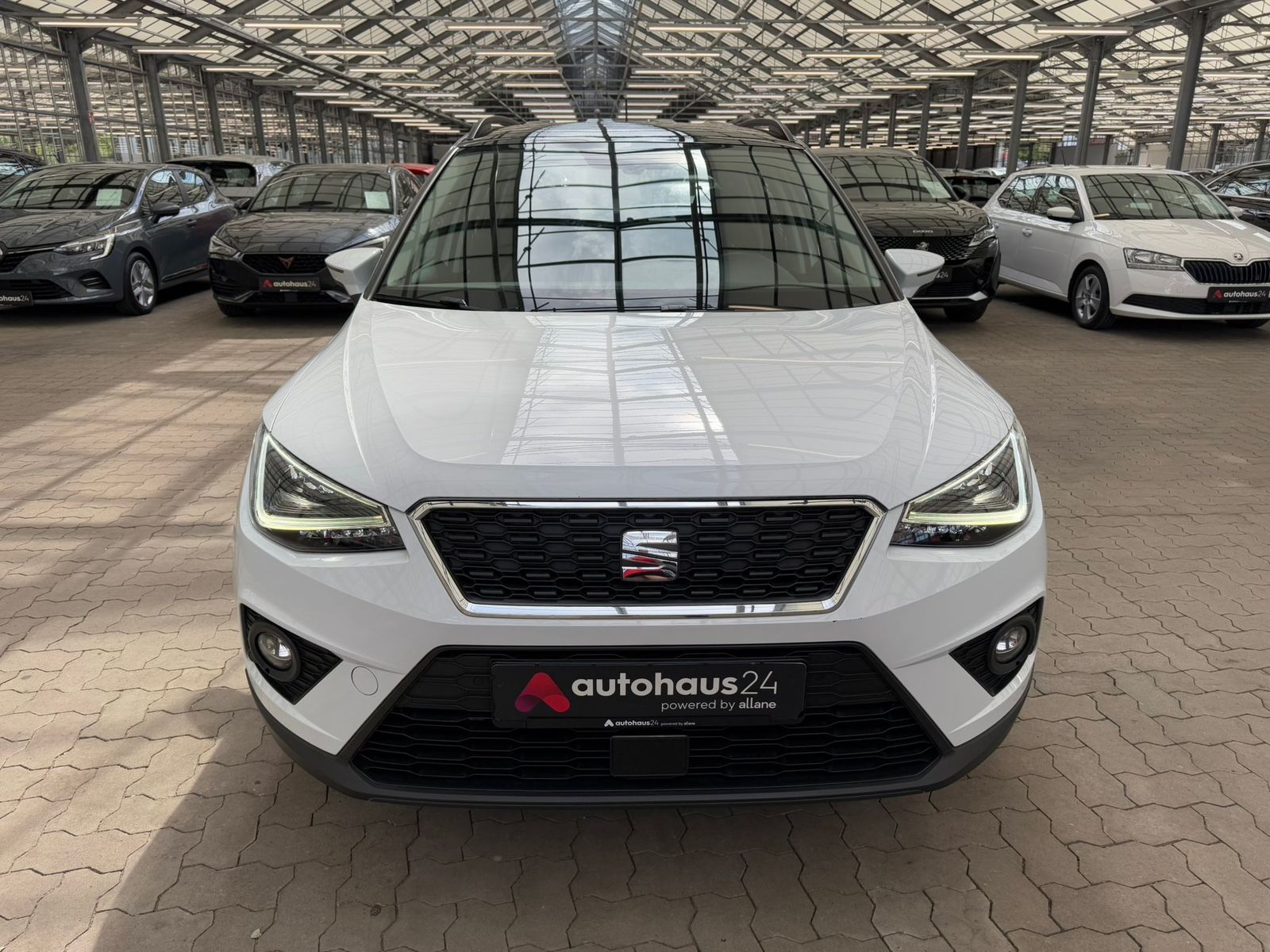 Seat Arona 1.0 TSI Style - Samsaru's Car Outlet