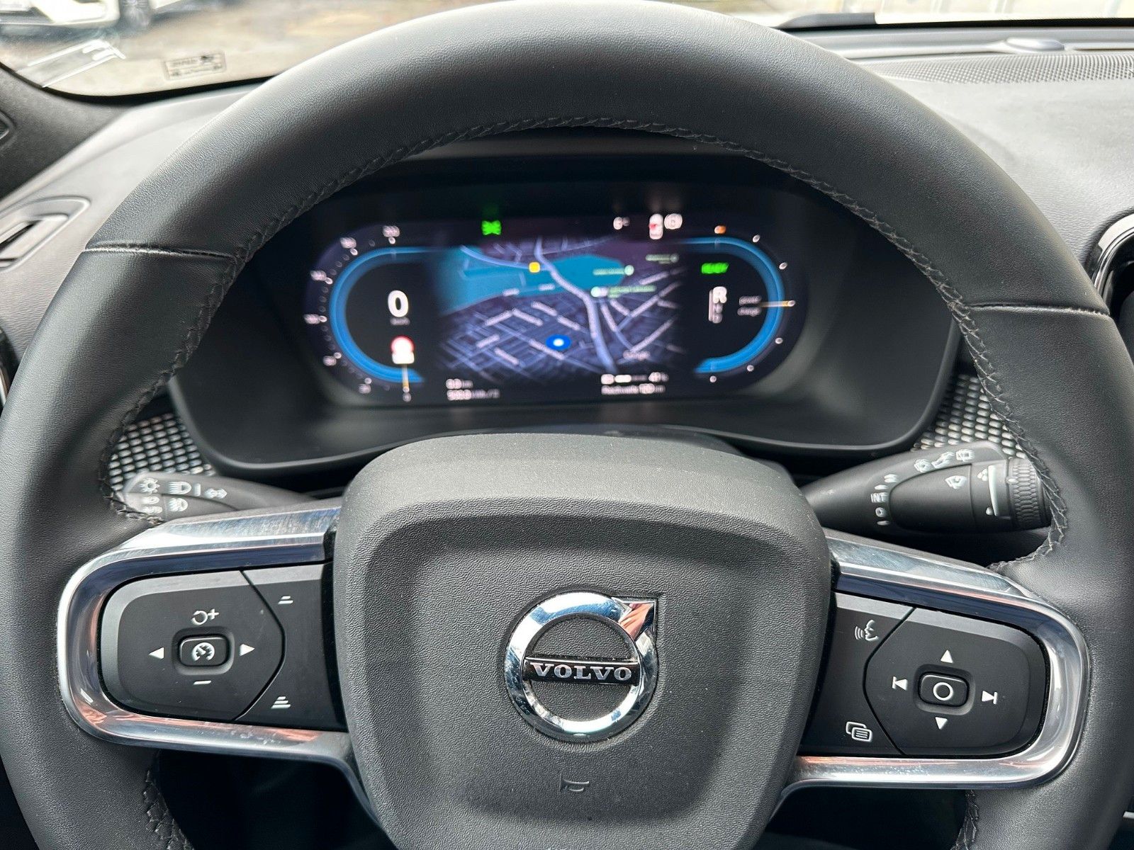 Volvo XC40 Twin Pro Recharge Pure Electric AWD