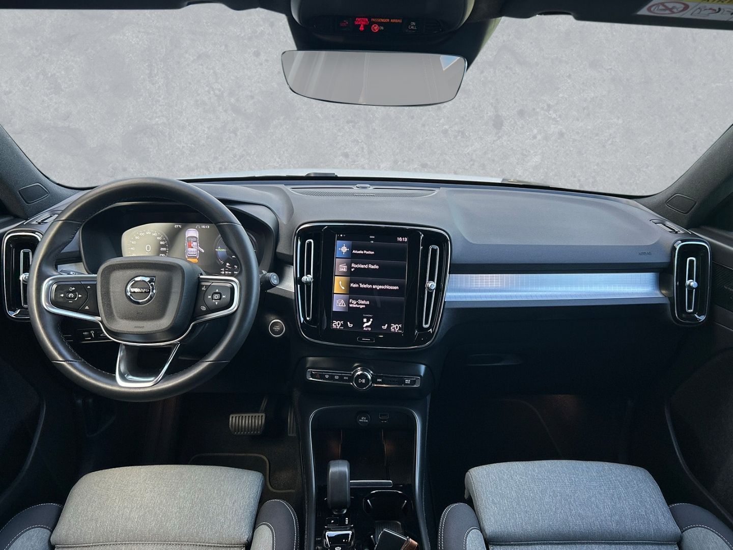 Volvo XC40 Plus Bright Recharge Plug-In Hybrid 2WD T4