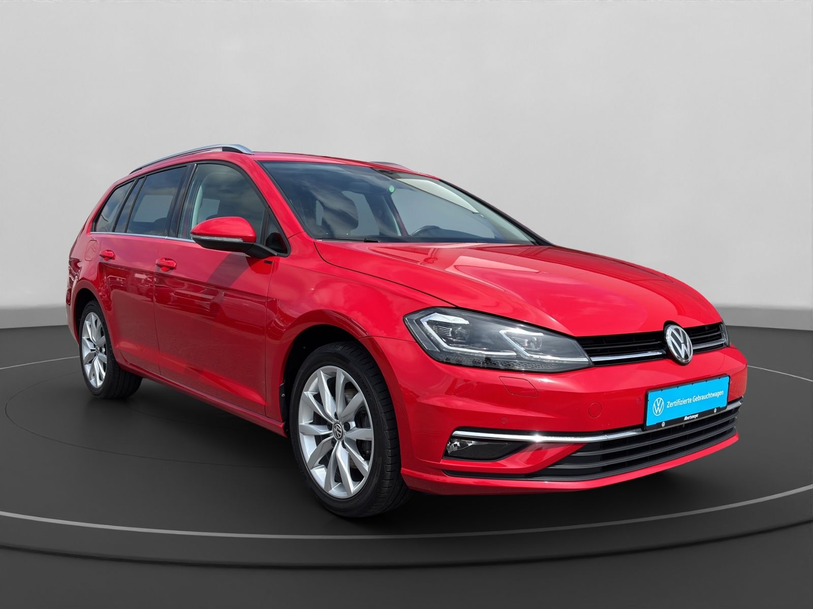 Volkswagen Golf VII Variant 2.0 TDI Highline - Samsaru's Car Outlet