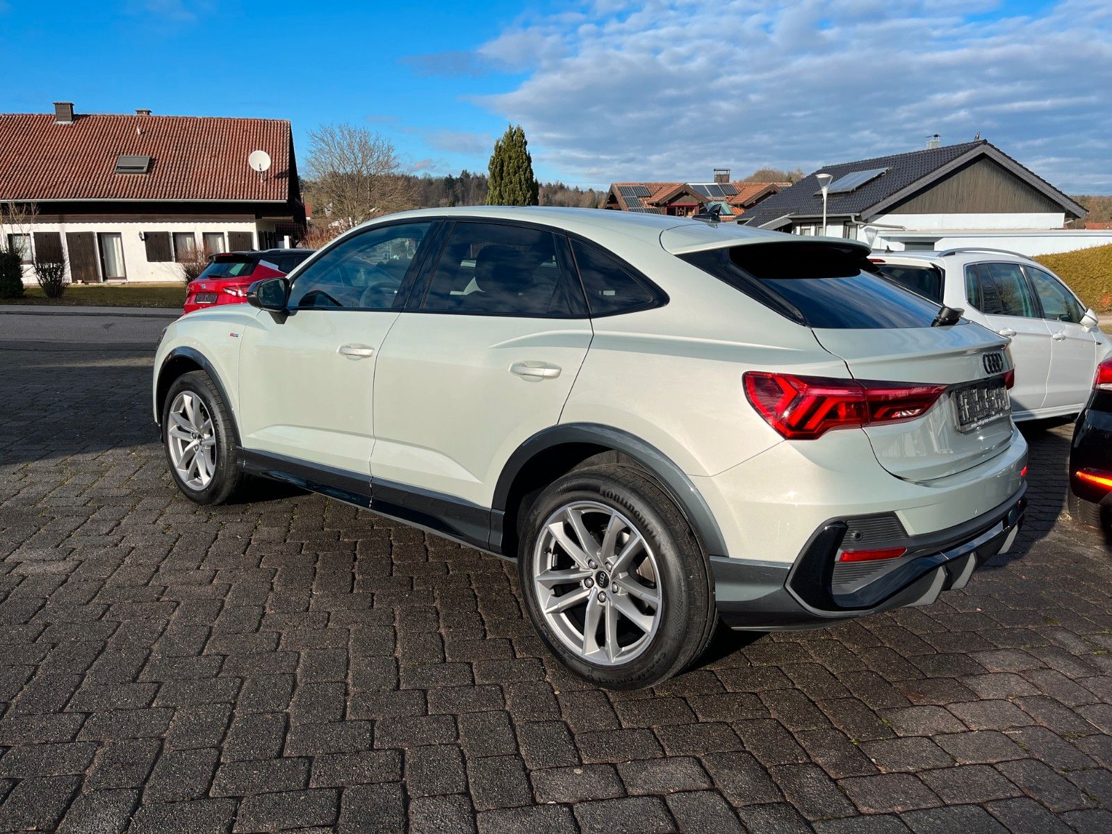 Audi Q3 Sportback 35 TDI quattro S line - Samsaru's Car Outlet