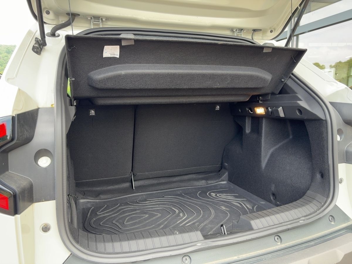 Dacia Duster 1.2 TCe 130 Extreme - Samsaru's Car Outlet