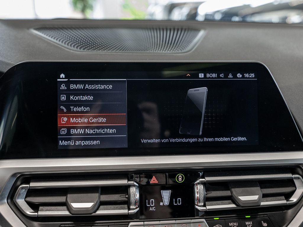 BMW 320d Touring M-Sportpaket - Samsaru's Car Outlet