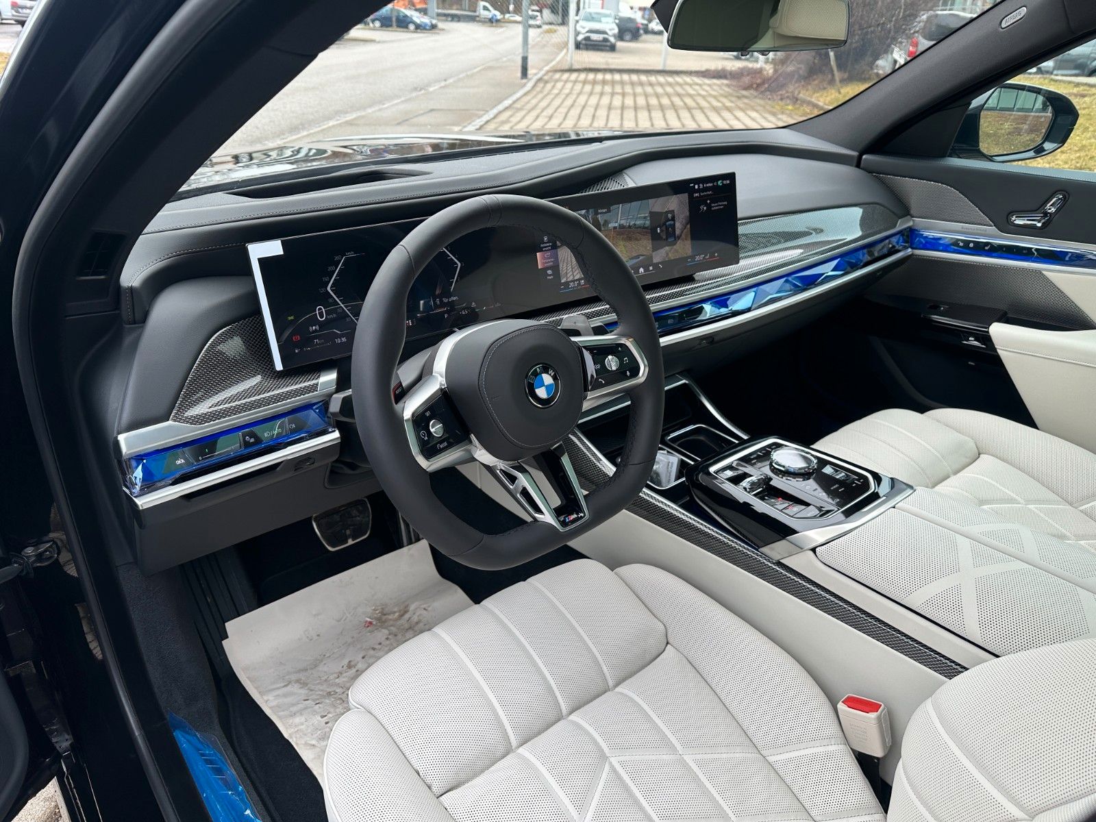 BMW 740d xDrive M Sport TV,Aut.Tür,SkyL,B&W,Luft