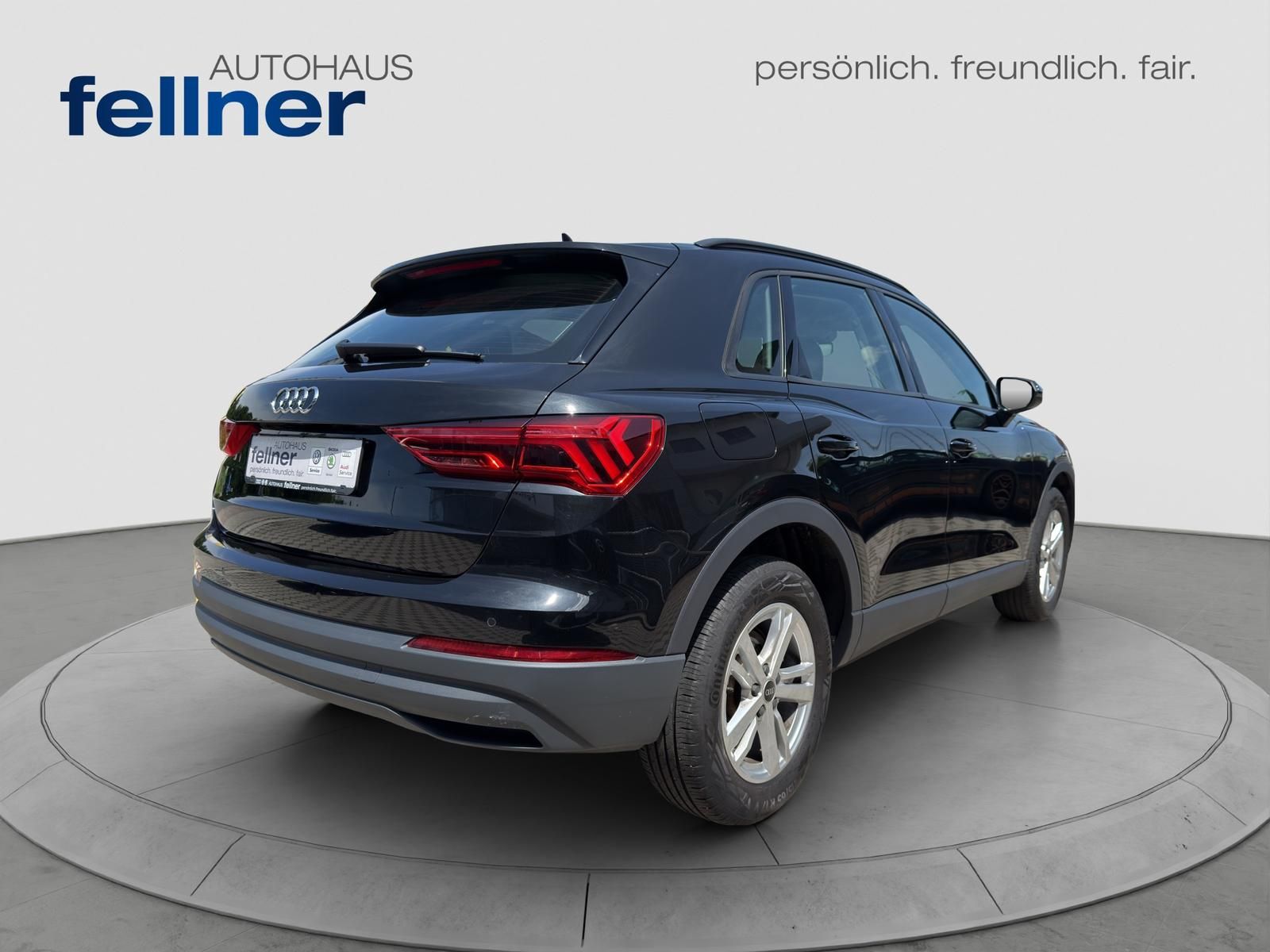 Audi Q3 35 TDI quattro - Samsaru's Car Outlet