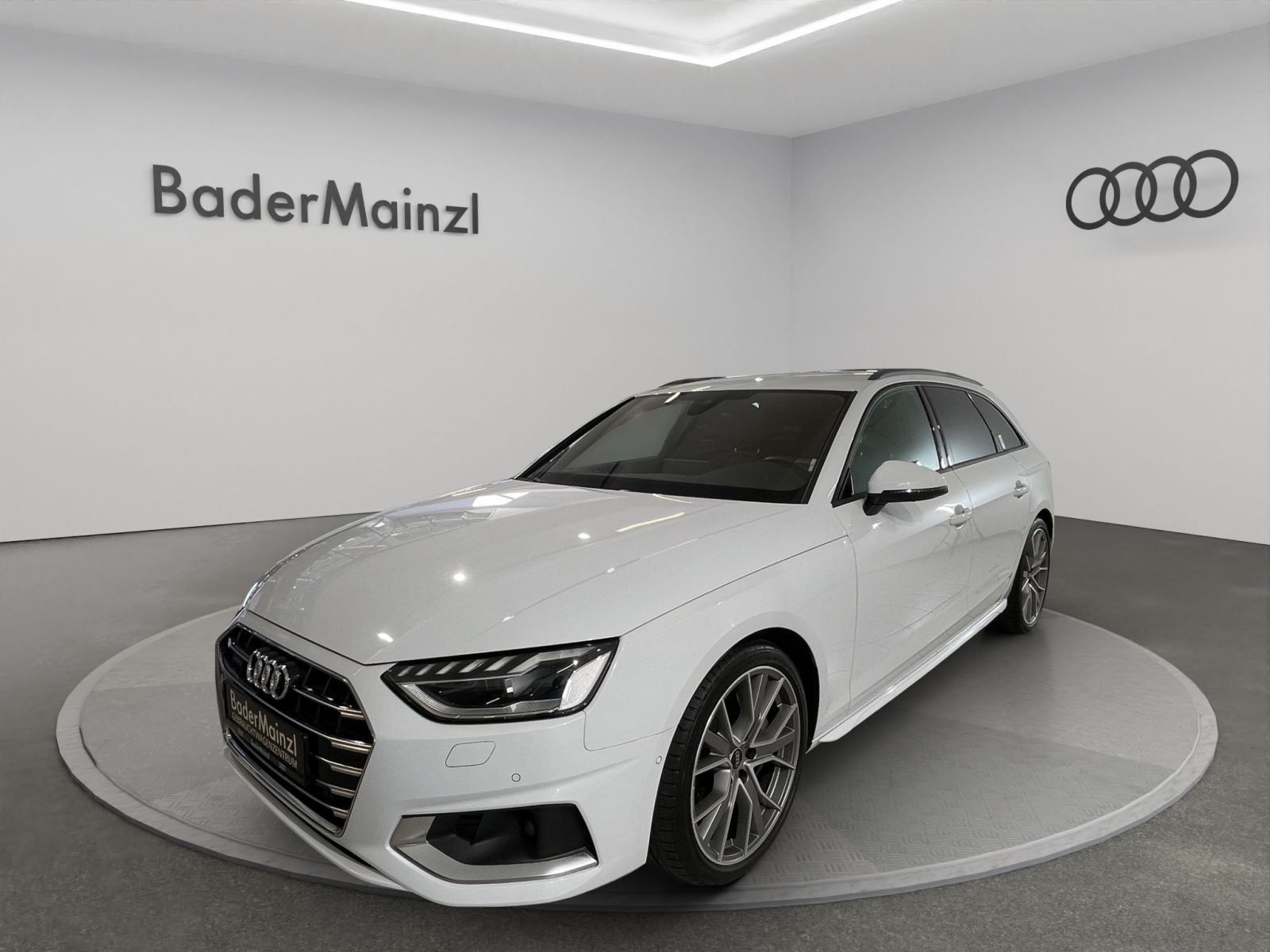 Audi A4 Avant Advanced 50 TDI quattro - Samsaru's Car Outlet