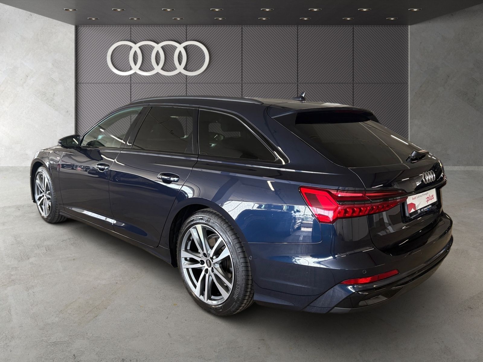 Audi A6 Avant 40 TDI S tronic S line Matrix-LED Navi