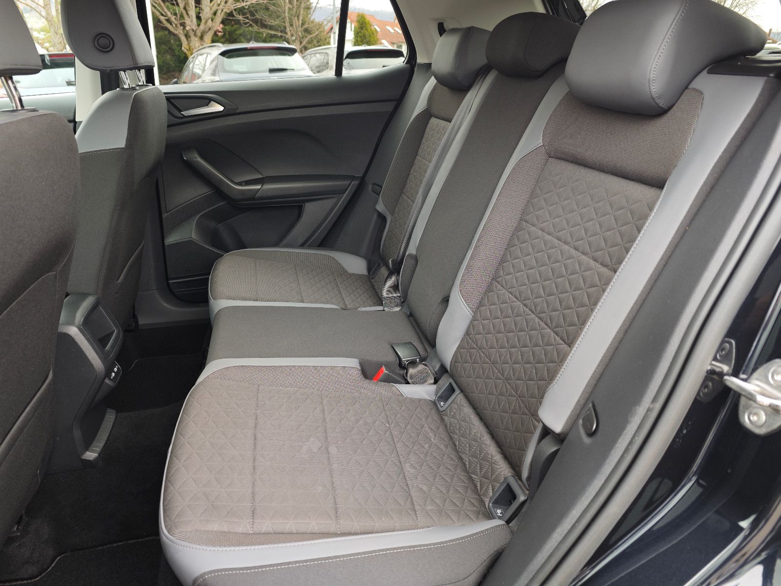 Volkswagen T-Cross Style - Samsaru's Car Outlet