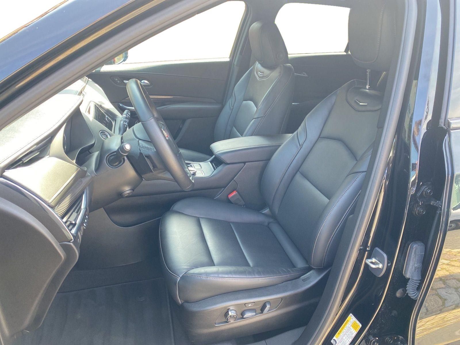 Cadillac XT4 2.0 T Sport AWD LED+Panorama+Navi