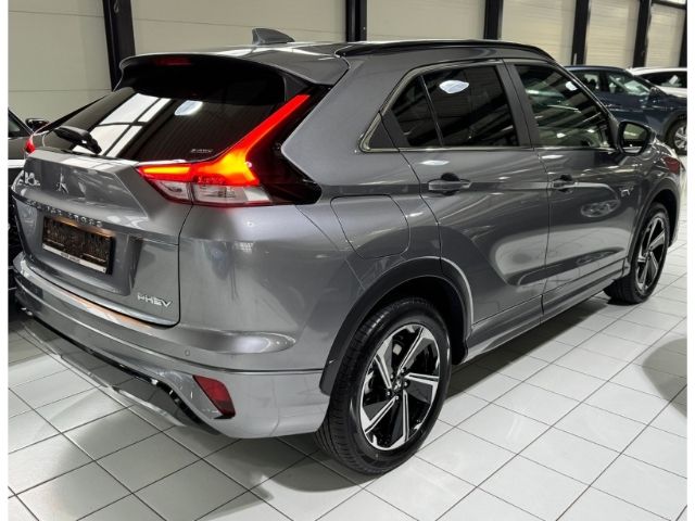 Mitsubishi Eclipse Cross Mitsubishi Plug-In Hybrid MJ21.7 m