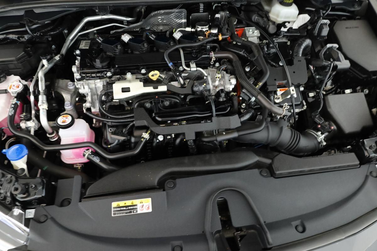 Toyota Corolla Touring Sports 2.0 CVT Team D Navi Kam